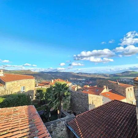 Montpeyruvienne #jardin#parking * Montpeyroux (Puy-de-Dome)
